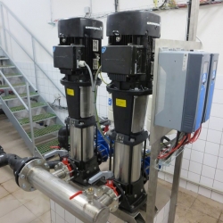 Automatic pressure station with frequency inverter.